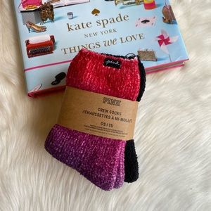 NWT Victoria secret (2) packs of women socks